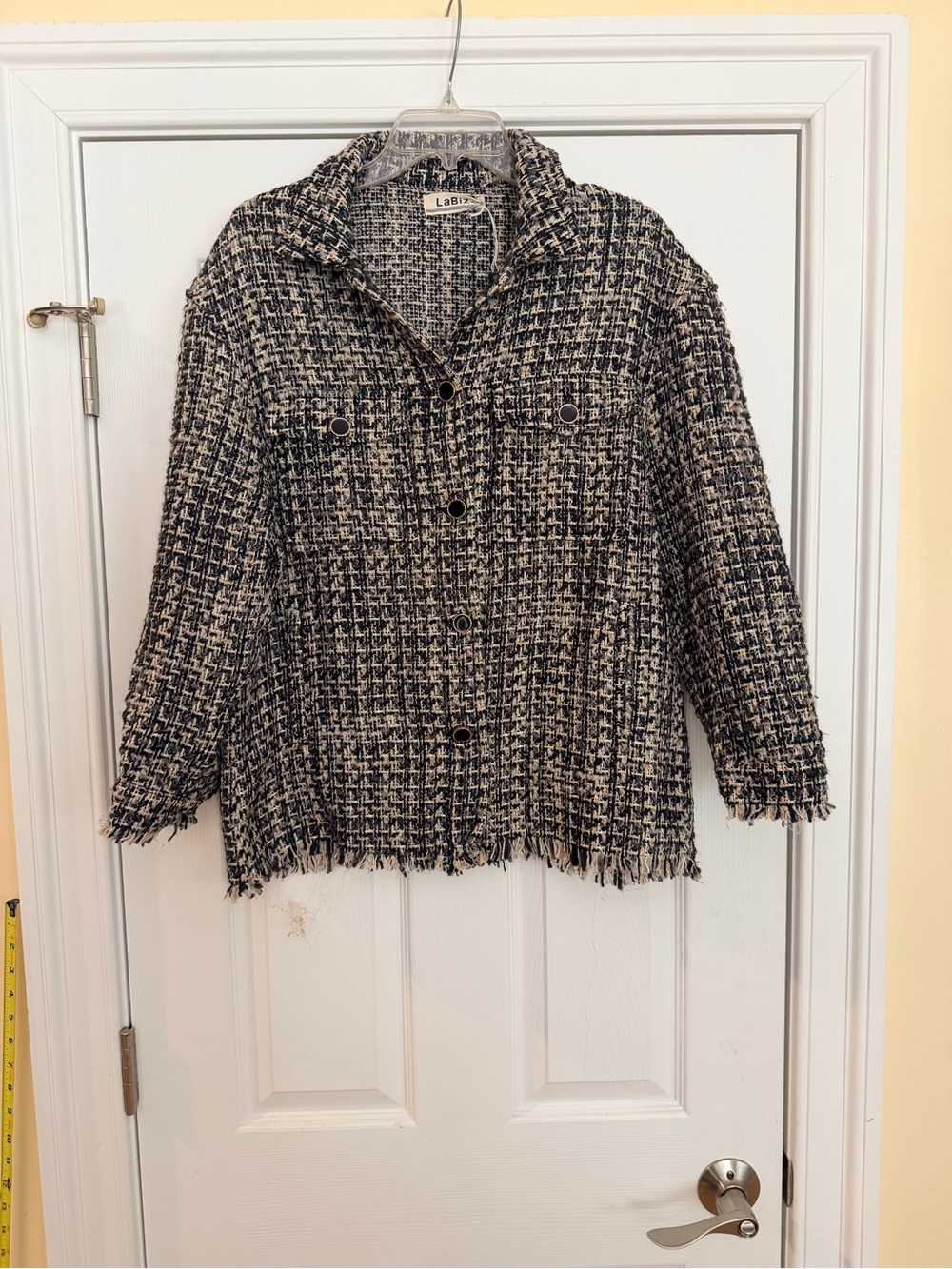 Ladies Size Small Black & Cream Tweed Jacket Boho Warm Casual GUC - Picture 1 of 6